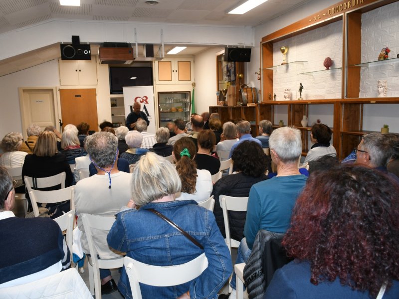 <img alt="" src="/user/pages/04.evenements/tous-les-evenements/la-cucina-italiana-non-esiste/Grandi1.jpeg?title" width="800" height="533" />