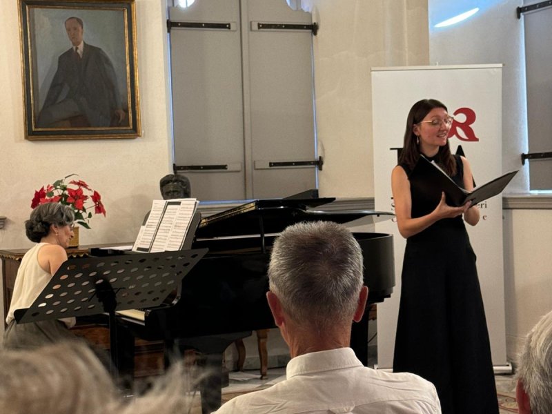 <img alt="" src="/user/pages/04.evenements/tous-les-evenements/che-fai-tu-luna-in-ciel/Donizetti11.jpeg?title" width="600" height="800" />